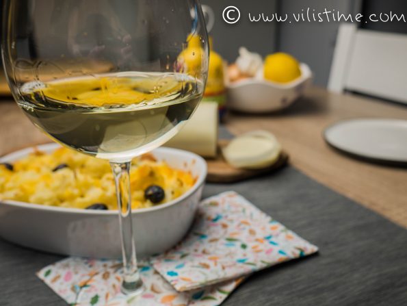 Карфиол на фурна с италианска моцарела, чедър и маслини